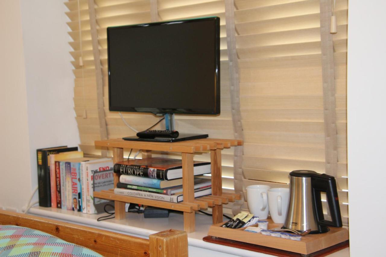 The Enclave Bed & Breakfast Worthing Bagian luar foto