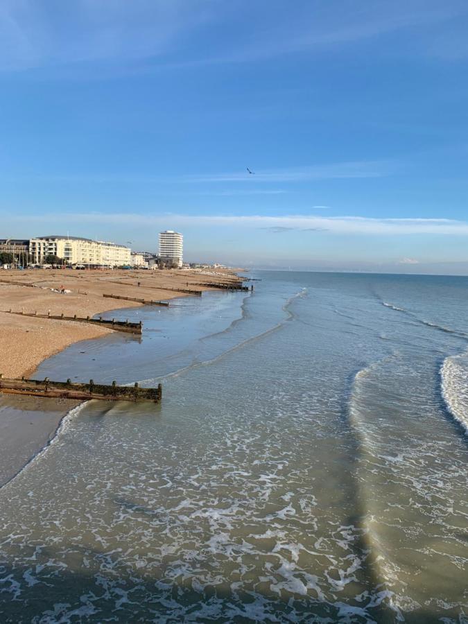 The Enclave Bed & Breakfast Worthing Bagian luar foto