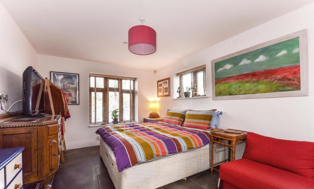 The Enclave Bed & Breakfast Worthing Bagian luar foto